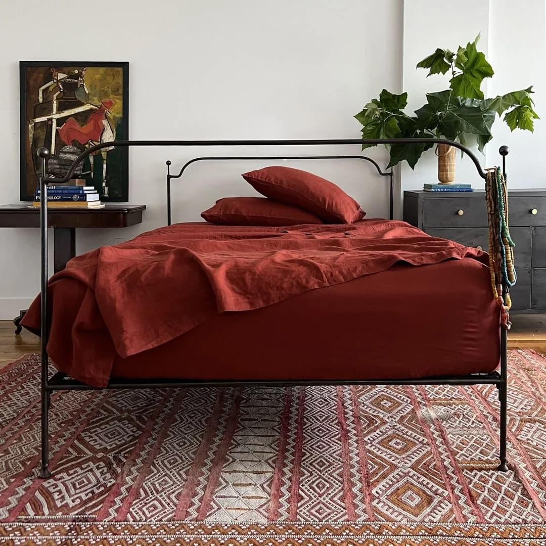 Linoto plastic free furniture